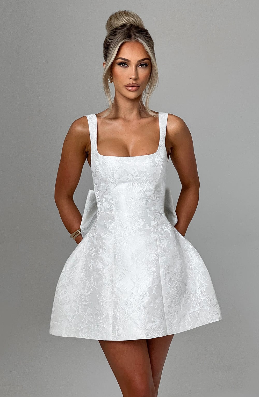 Women's Mini Dress Square Neck Ivory Jacquard Bow Party