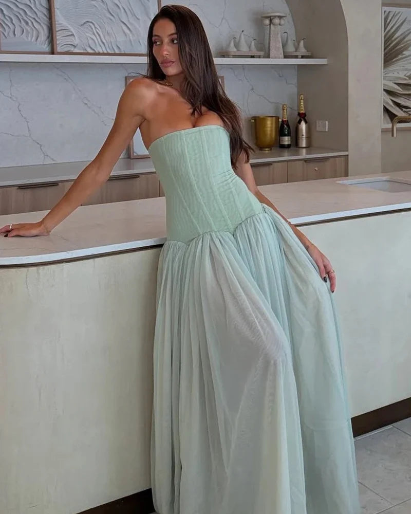 Women's Strapless Tulle Maxi Dress with Fitted Bodice Design