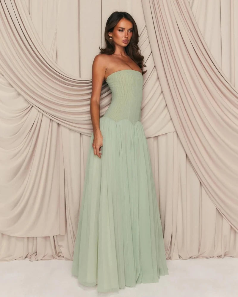 Women's Strapless Tulle Maxi Dress with Fitted Bodice Design