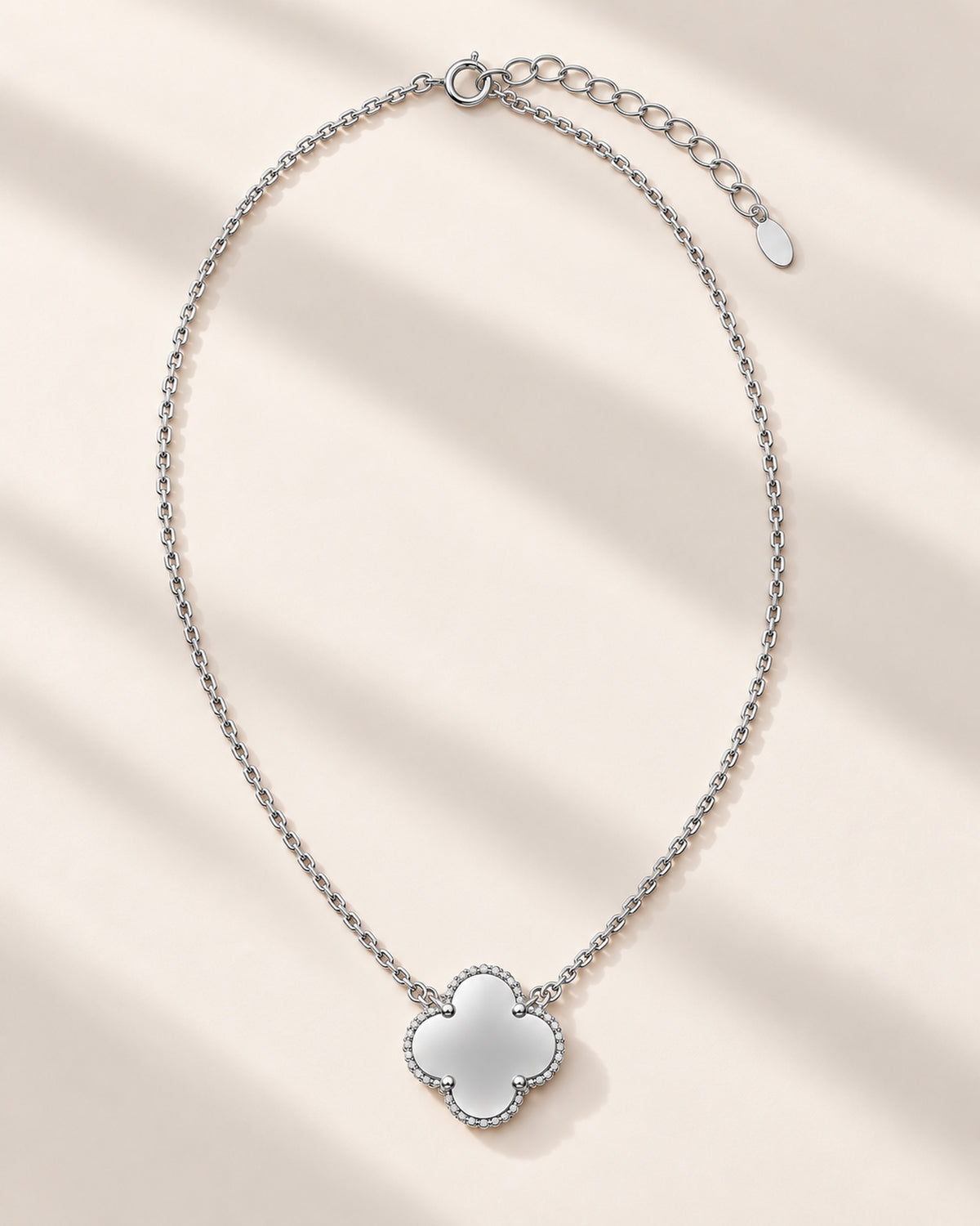Four-leaf clover necklace reverse, spring-ring clasp and adjustable extender
