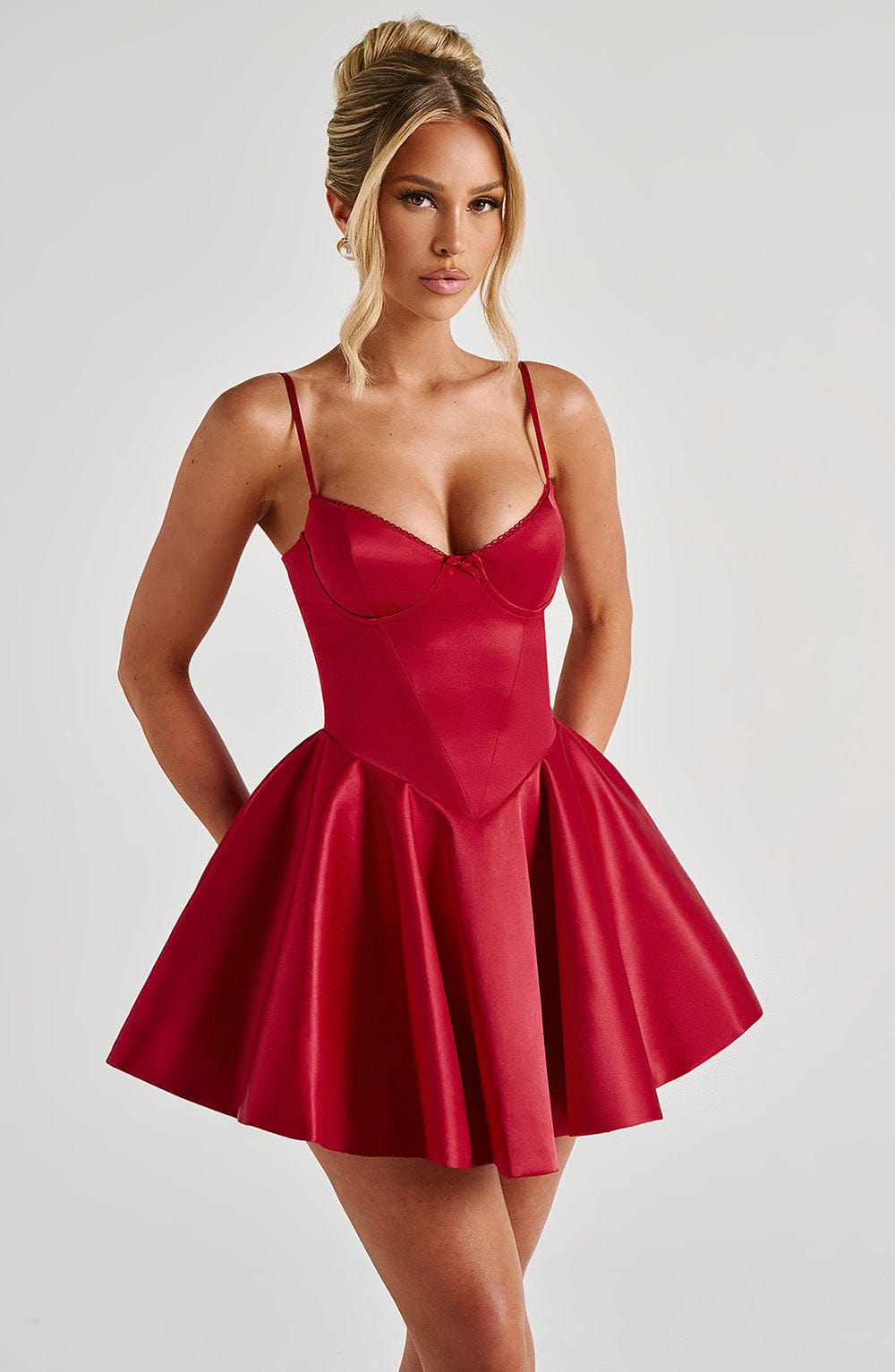 Poppy Women's Dress Mini Red Stretch Satin Party