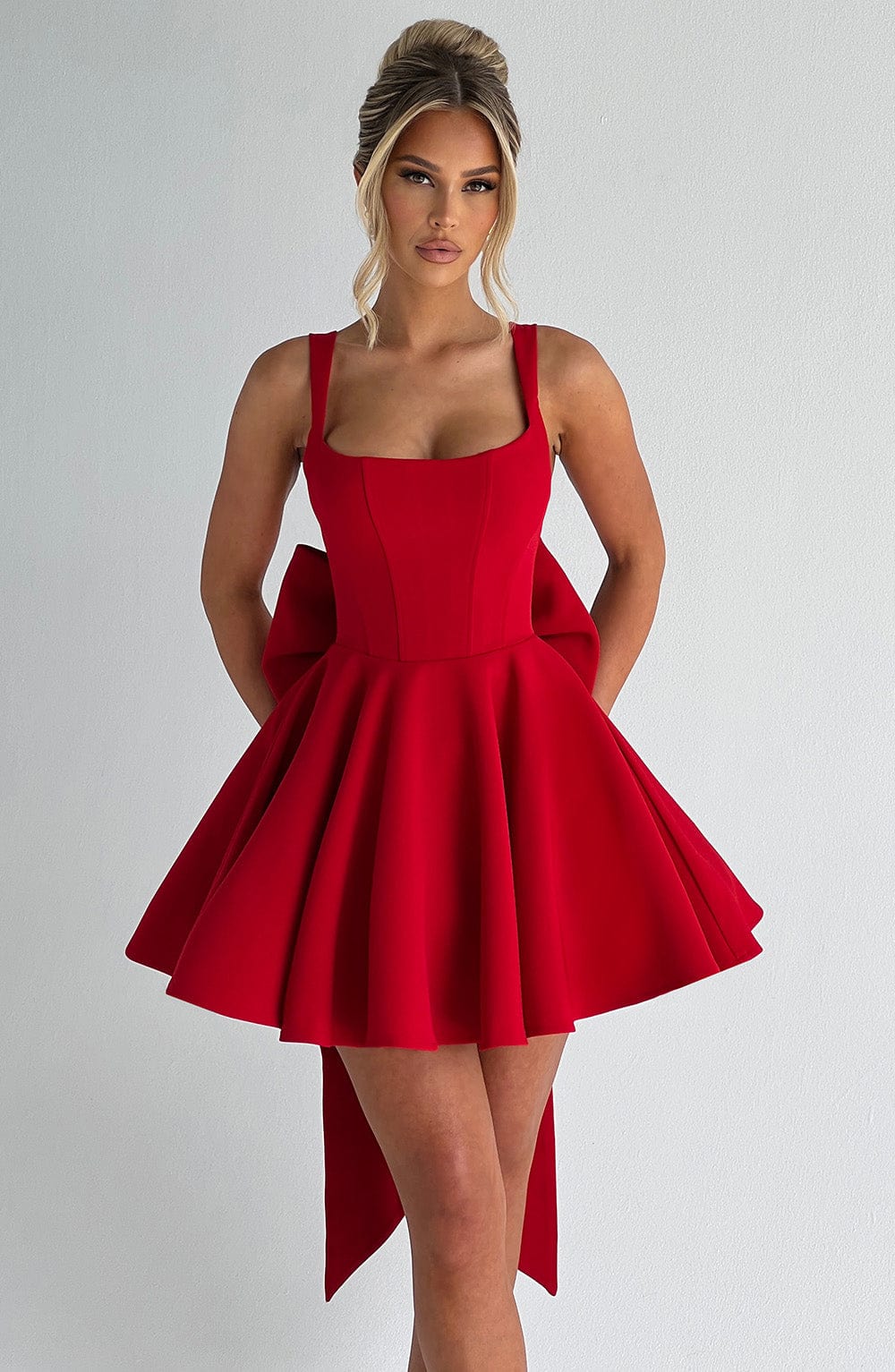 M.T Women's Dress Rue Square-Neck Red Tulle Bow Party